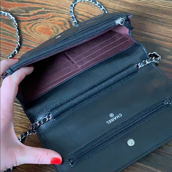 Chanel Classic Wallet On Chain - Picture 5 of 8